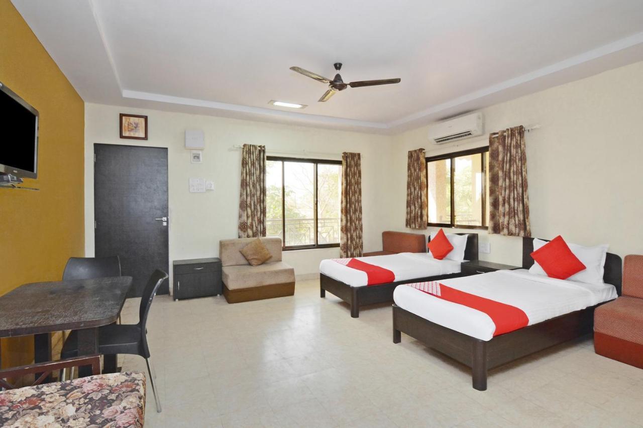 Oyo Midway Park Resort Atgaon Extérieur photo