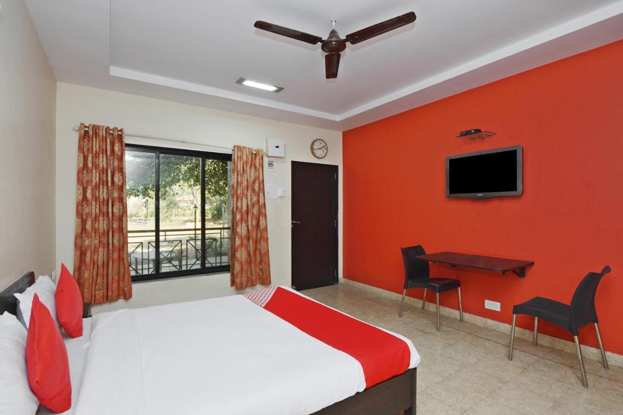 Oyo Midway Park Resort Atgaon Extérieur photo