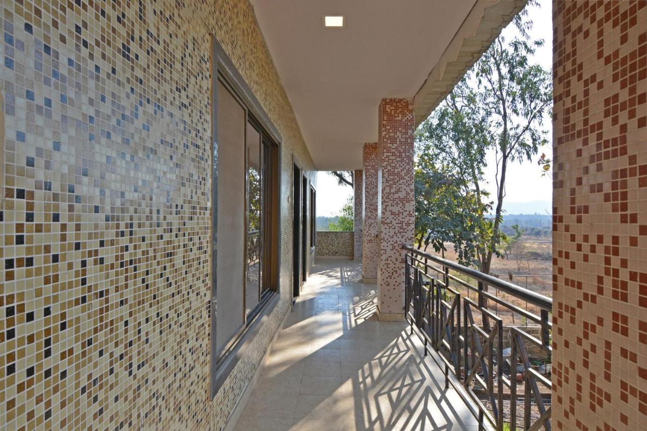 Oyo Midway Park Resort Atgaon Extérieur photo
